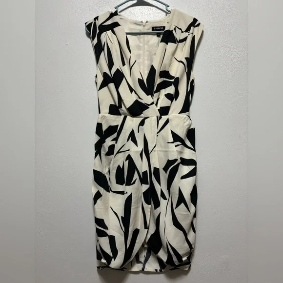 EXPRESS Dress size XS - NWT - Picture 4 of 12